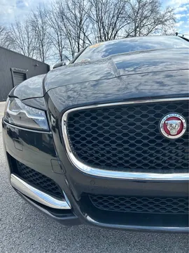 2020 Jaguar XF 30t Prestige