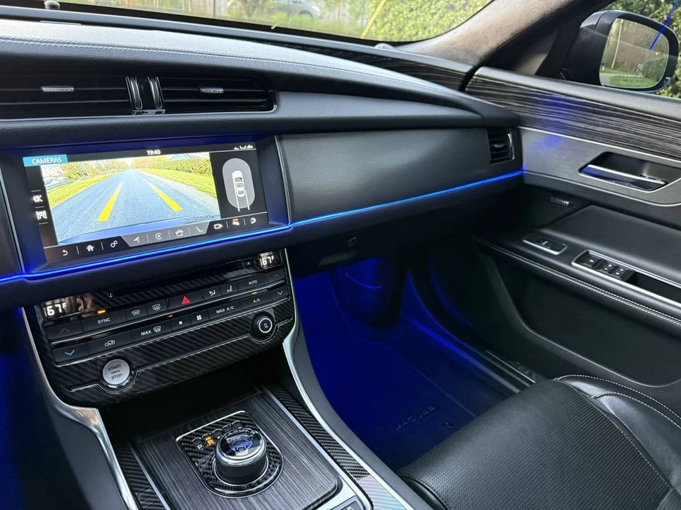 2020 Jaguar X260 XF - Image 8 of 10