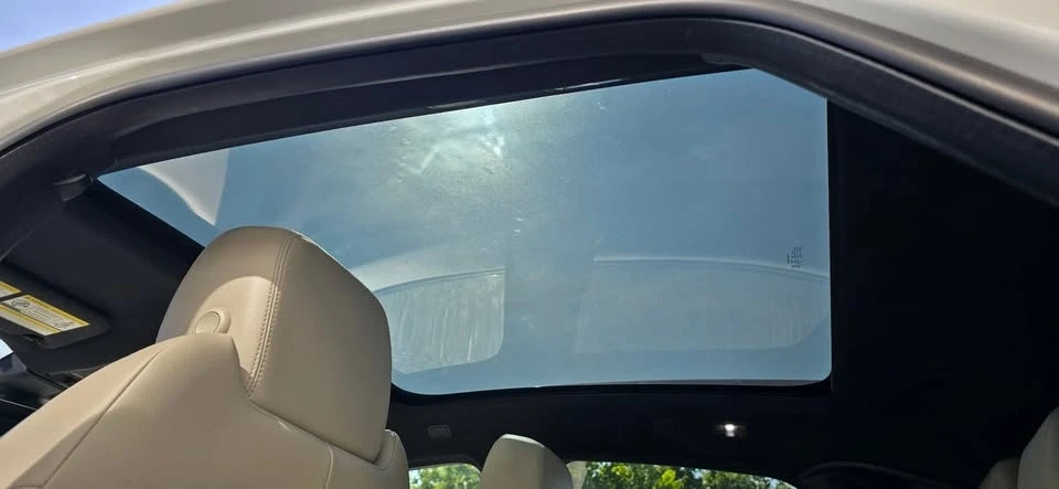 2020 Jaguar E-Pace - Image 17 of 20