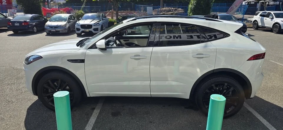 2020 Jaguar E-Pace - Image 5 of 20