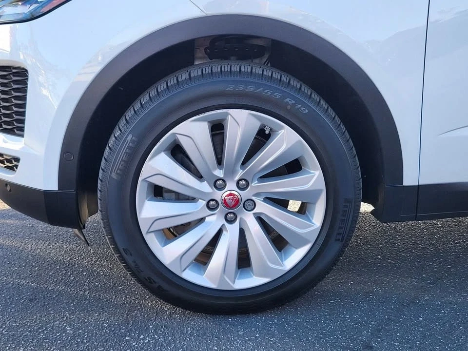 2020 Jaguar E-Pace - Image 9 of 20