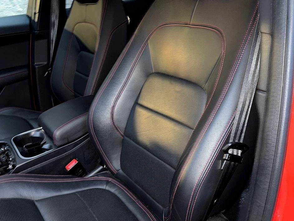 2020 Jaguar E-Pace - Image 12 of 15