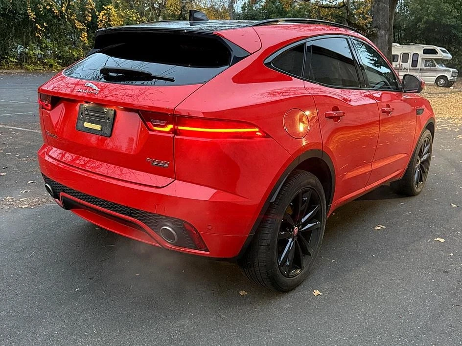 2020 Jaguar E-Pace - Image 7 of 15