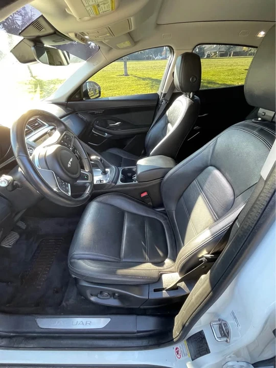 2020 Jaguar E-Pace - Image 14 of 16