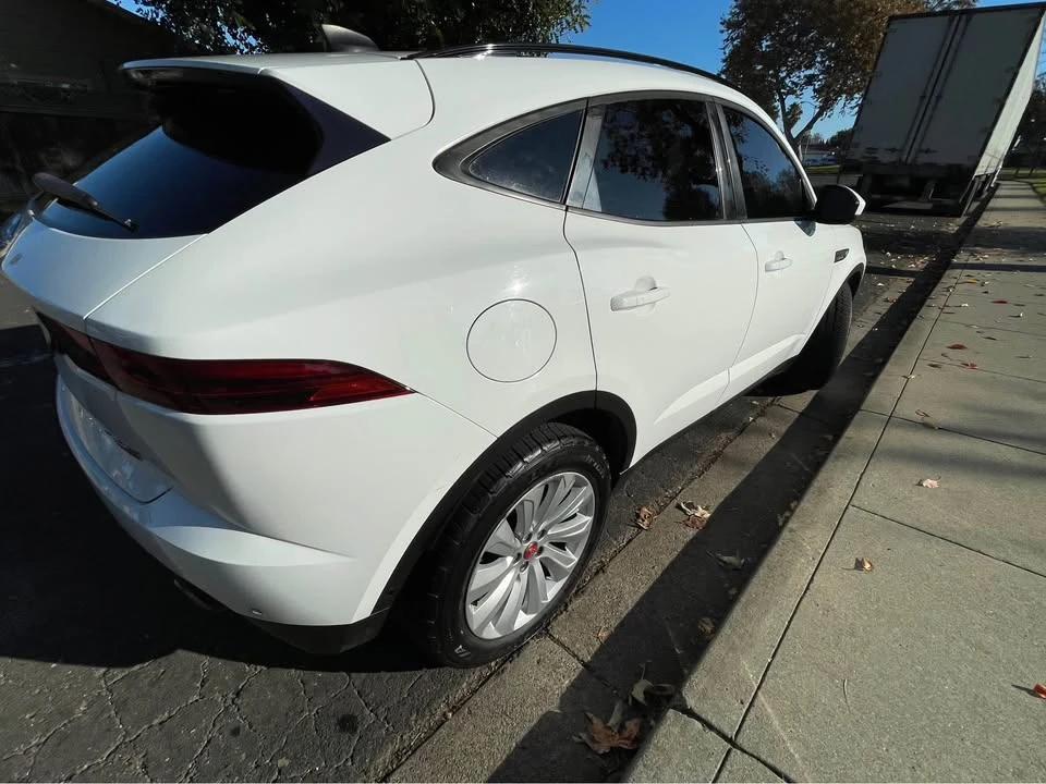 2020 Jaguar E-Pace - Image 4 of 16