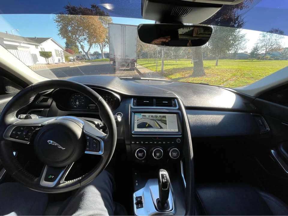 2020 Jaguar E-Pace - Image 15 of 16