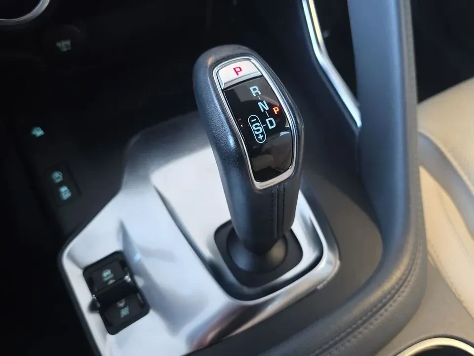 2020 Jaguar E-Pace - Image 14 of 20