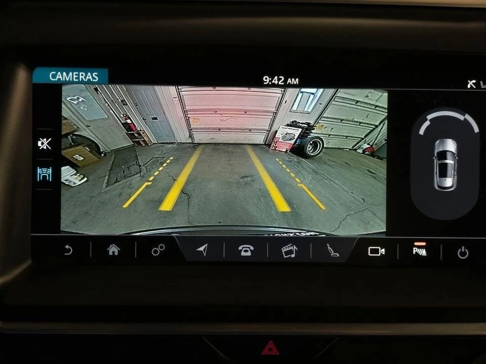 2020 Jaguar E-Pace - Image 10 of 19