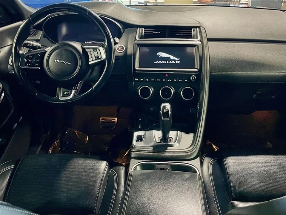 2020 Jaguar E-Pace - Image 14 of 20