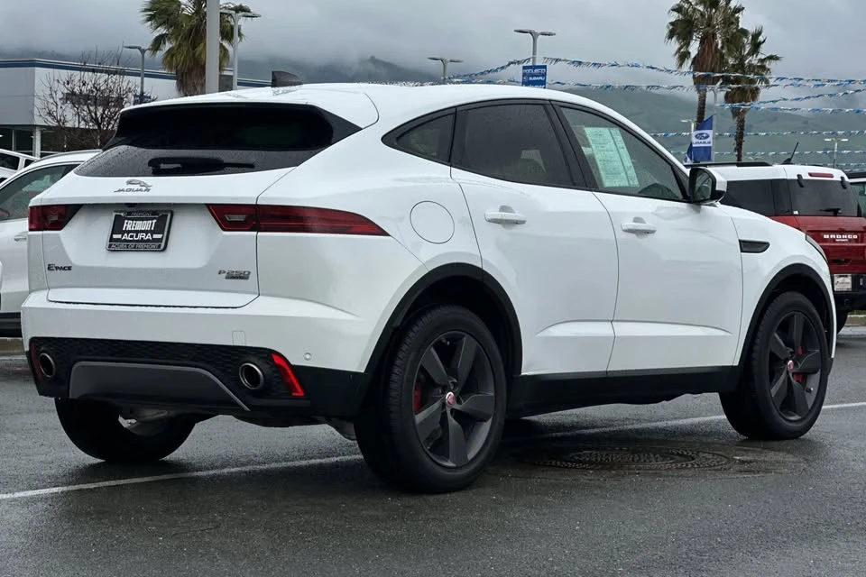 2020 Jaguar E-Pace - Image 8 of 20