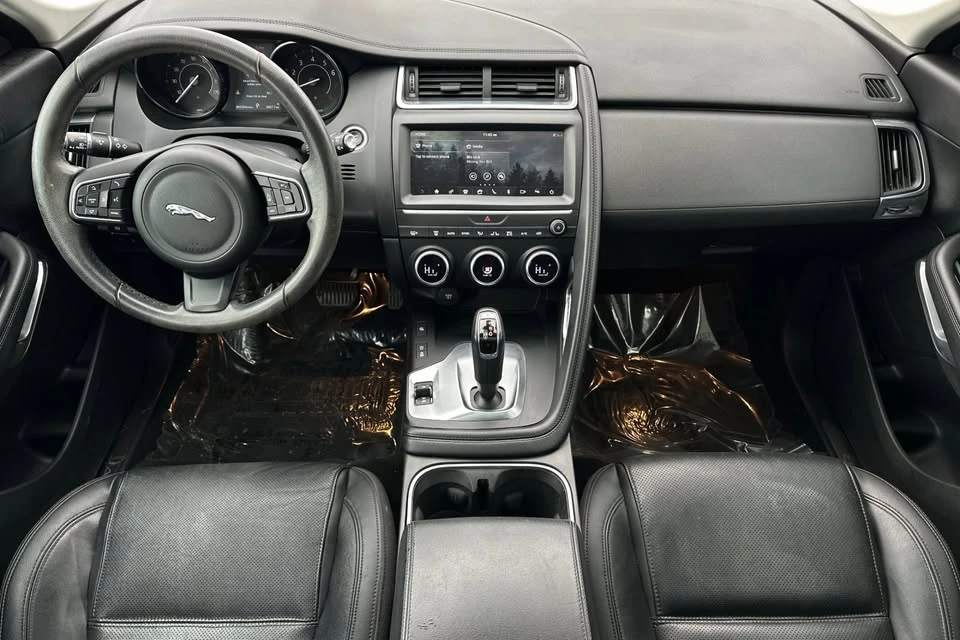 2020 Jaguar E-Pace - Image 11 of 20
