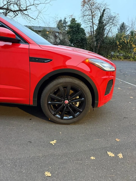 2020 Jaguar E-Pace - Image 7 of 13
