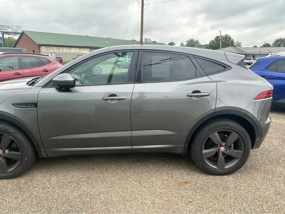 2020 Jaguar E-Pace - Image 8 of 12