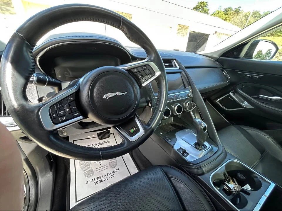 2020 Jaguar E-Pace - Image 6 of 15