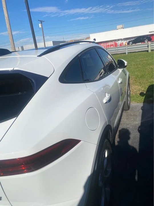 2020 Jaguar E-Pace - Image 5 of 5