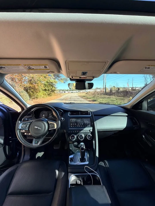 2020 Jaguar E-Pace - Image 10 of 10