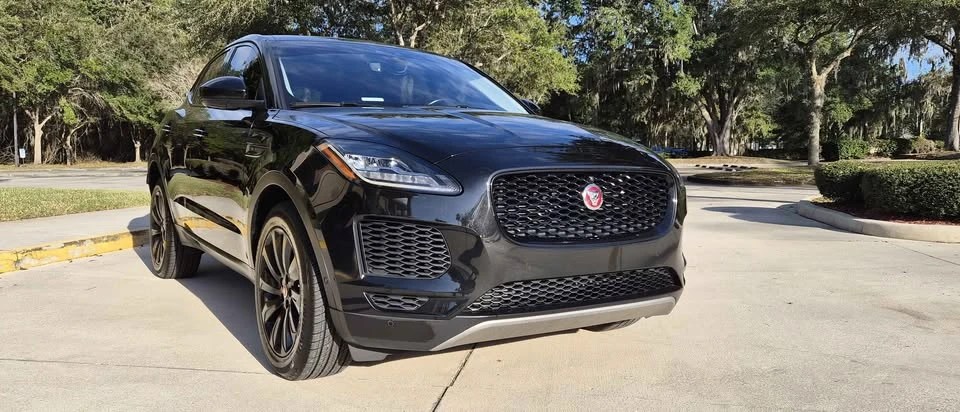2020 Jaguar E-Pace - Image 8 of 20