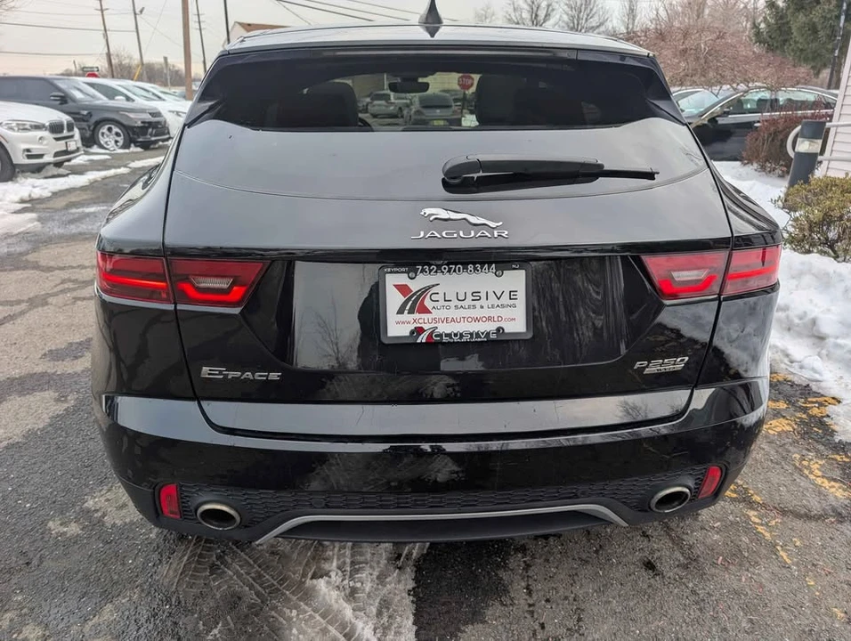 2020 Jaguar E-Pace - Image 5 of 19