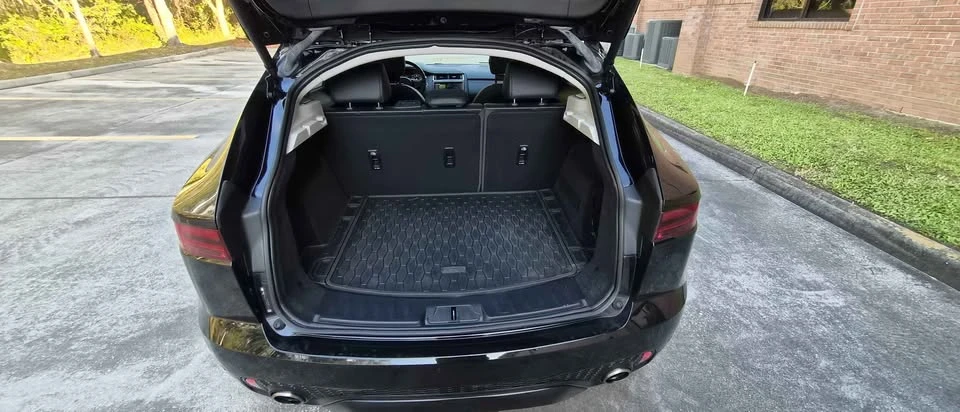 2020 Jaguar E-Pace - Image 15 of 20