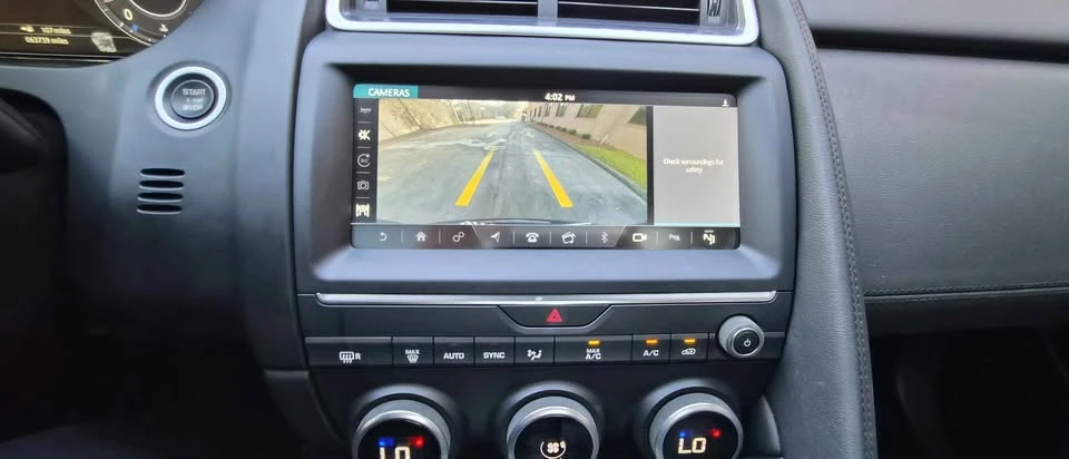 2020 Jaguar E-Pace - Image 19 of 20