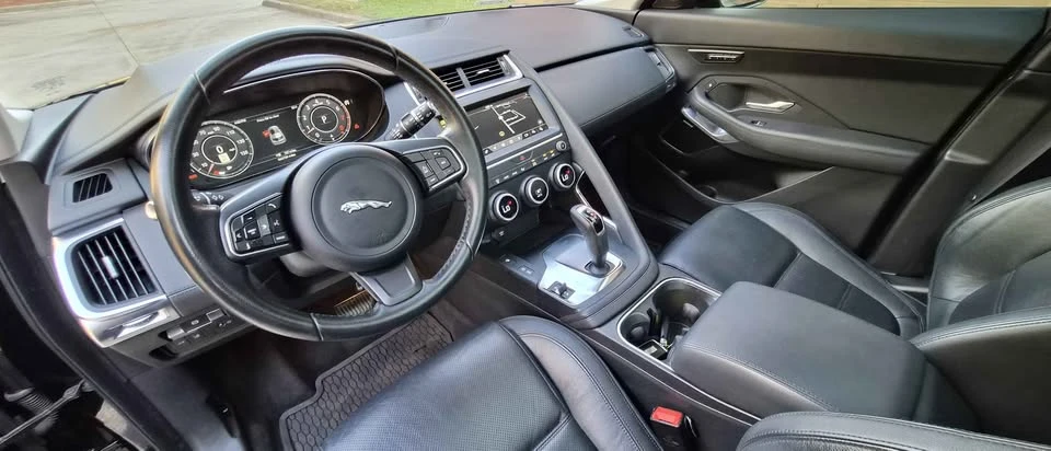 2020 Jaguar E-Pace - Image 12 of 20