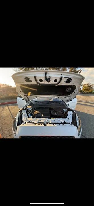 2020 Jaguar E-Pace - Image 11 of 20
