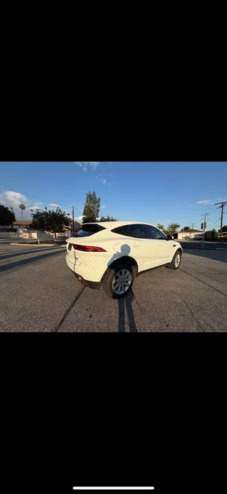 2020 Jaguar E-Pace - Image 9 of 20