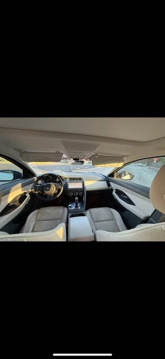2020 Jaguar E-Pace - Image 19 of 20