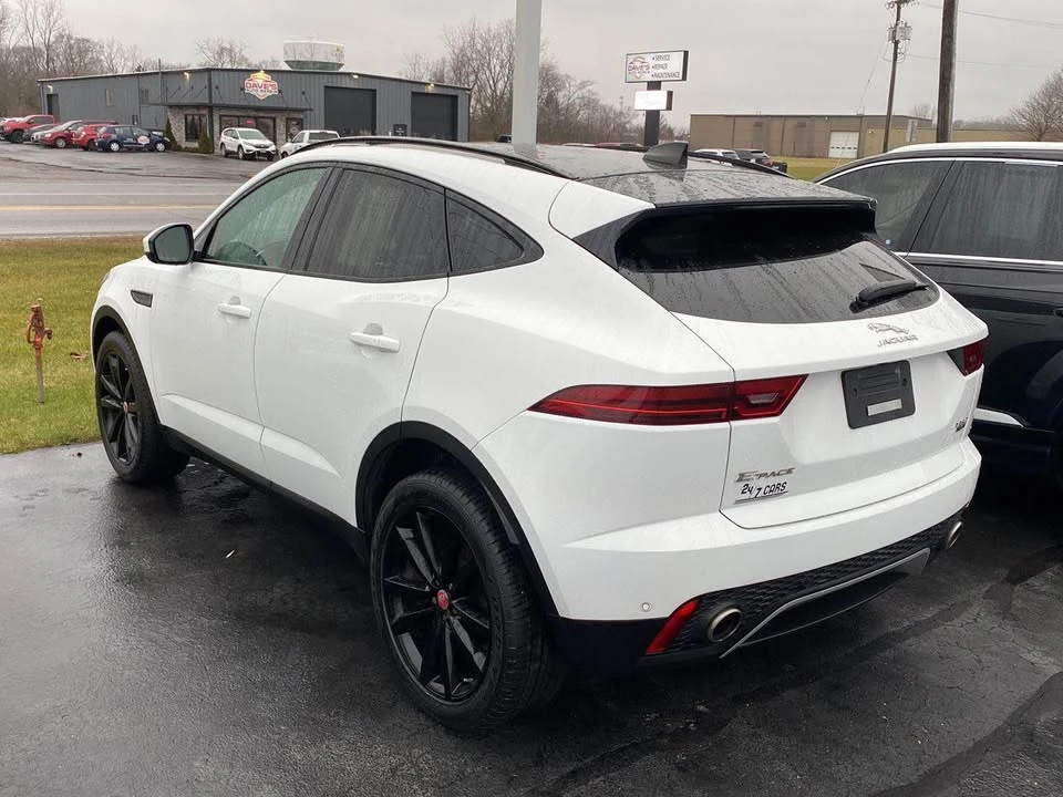 2020 Jaguar E-Pace - Image 3 of 9