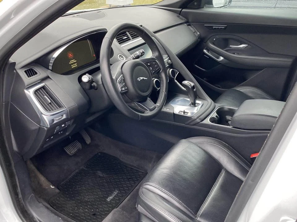 2020 Jaguar E-Pace - Image 8 of 9