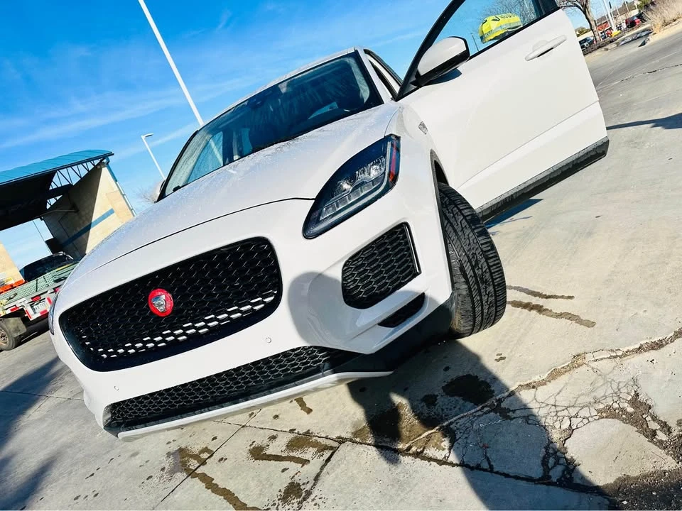2020 Jaguar E-Pace - Image 2 of 11