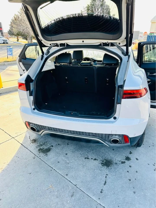 2020 Jaguar E-Pace - Image 4 of 11