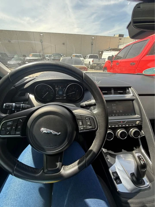 2020 Jaguar E-Pace - Image 10 of 11