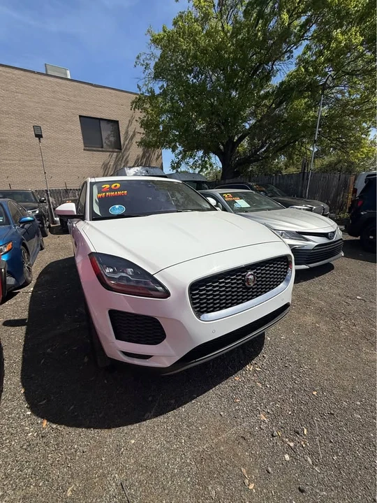2020 Jaguar E-Pace - Image 3 of 11