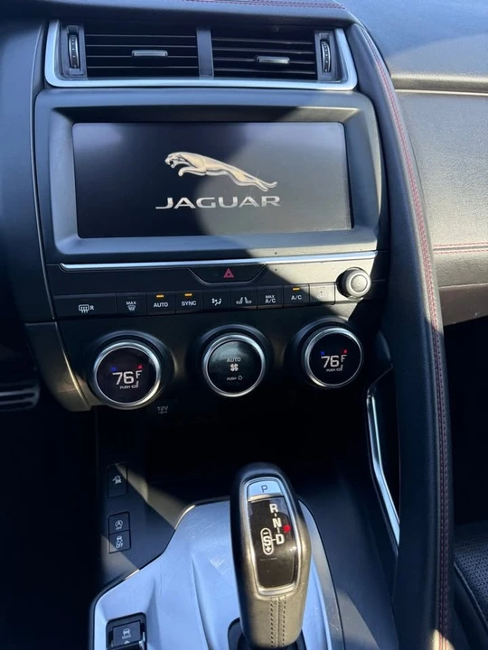 2020 Jaguar E-Pace - Image 19 of 20