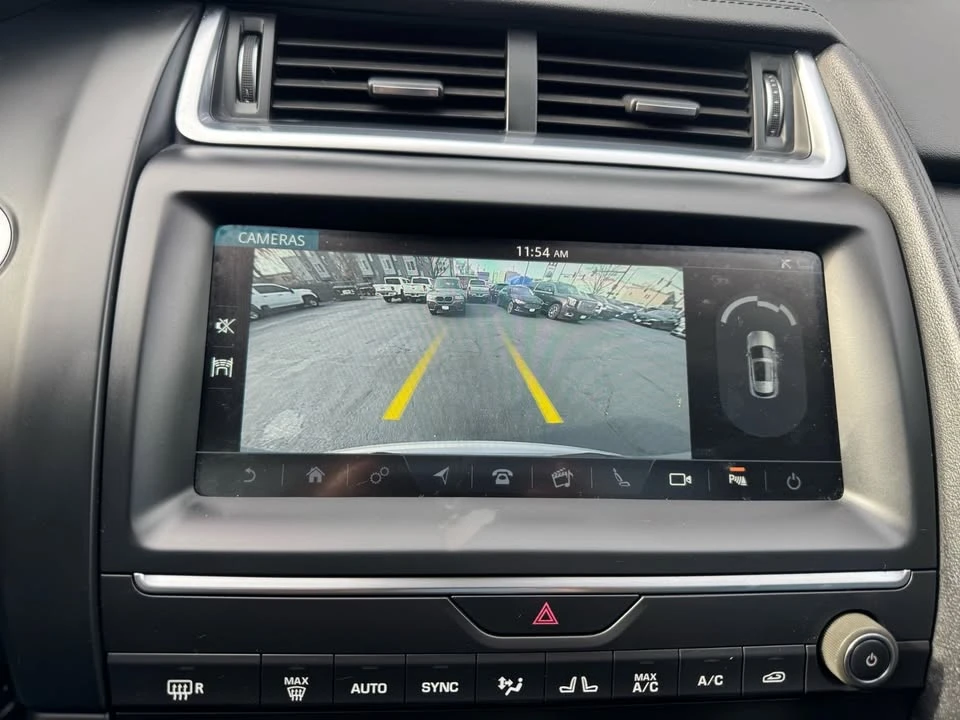 2020 Jaguar E-Pace - Image 13 of 20