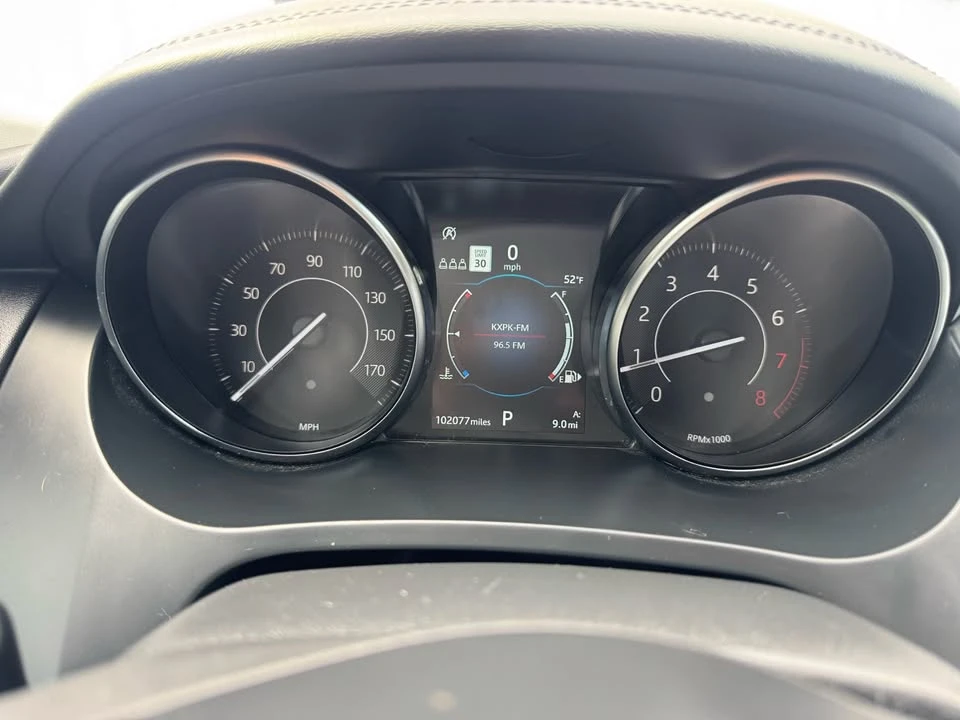 2020 Jaguar E-Pace - Image 11 of 20