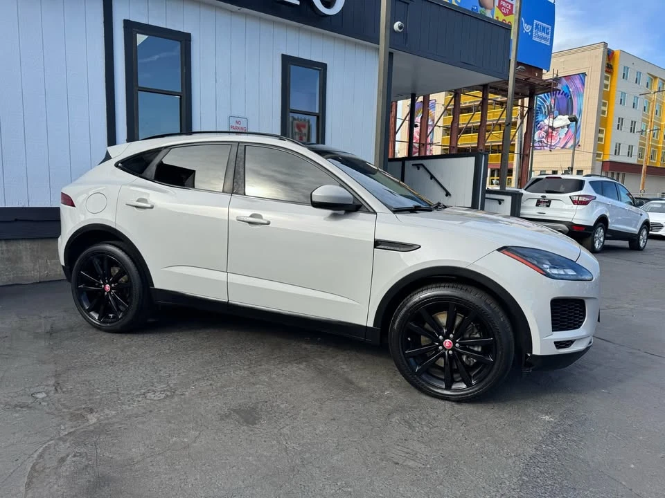 2020 Jaguar E-Pace - Image 5 of 20
