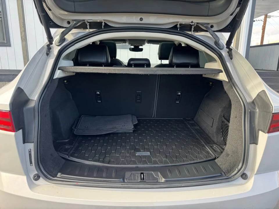 2020 Jaguar E-Pace - Image 19 of 20