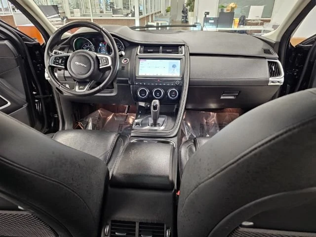 2020 Jaguar E-Pace - Image 5 of 18