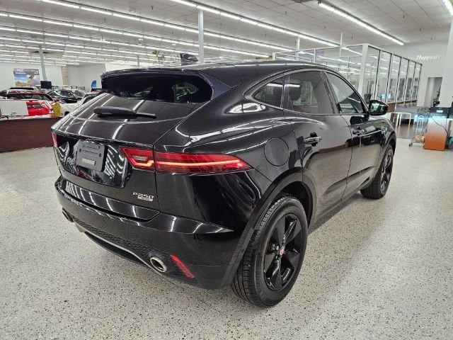 2020 Jaguar E-Pace - Image 4 of 18