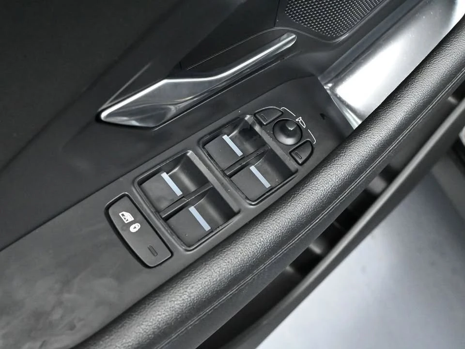 2020 Jaguar E-Pace - Image 20 of 20