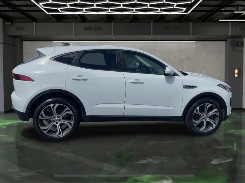 2020 Jaguar E-Pace - Image 5 of 19