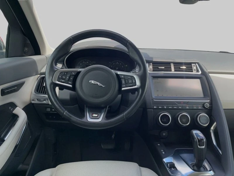 2020 Jaguar E-Pace - Image 16 of 19