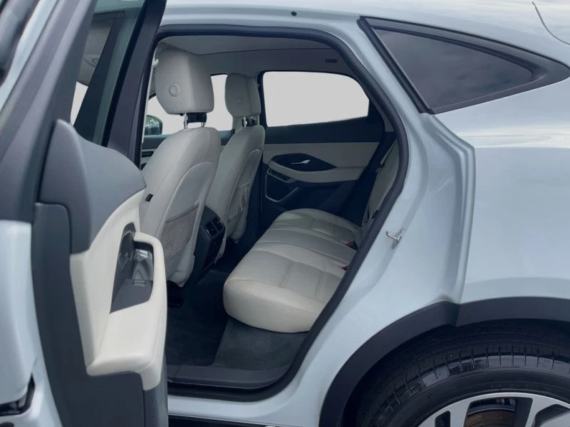 2020 Jaguar E-Pace - Image 10 of 19