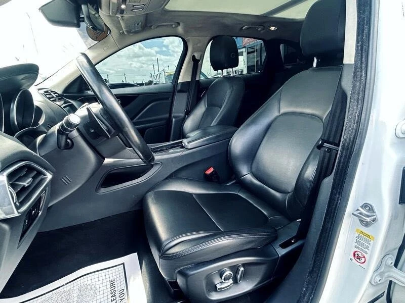 2020 Jaguar F-Pace - Image 10 of 20
