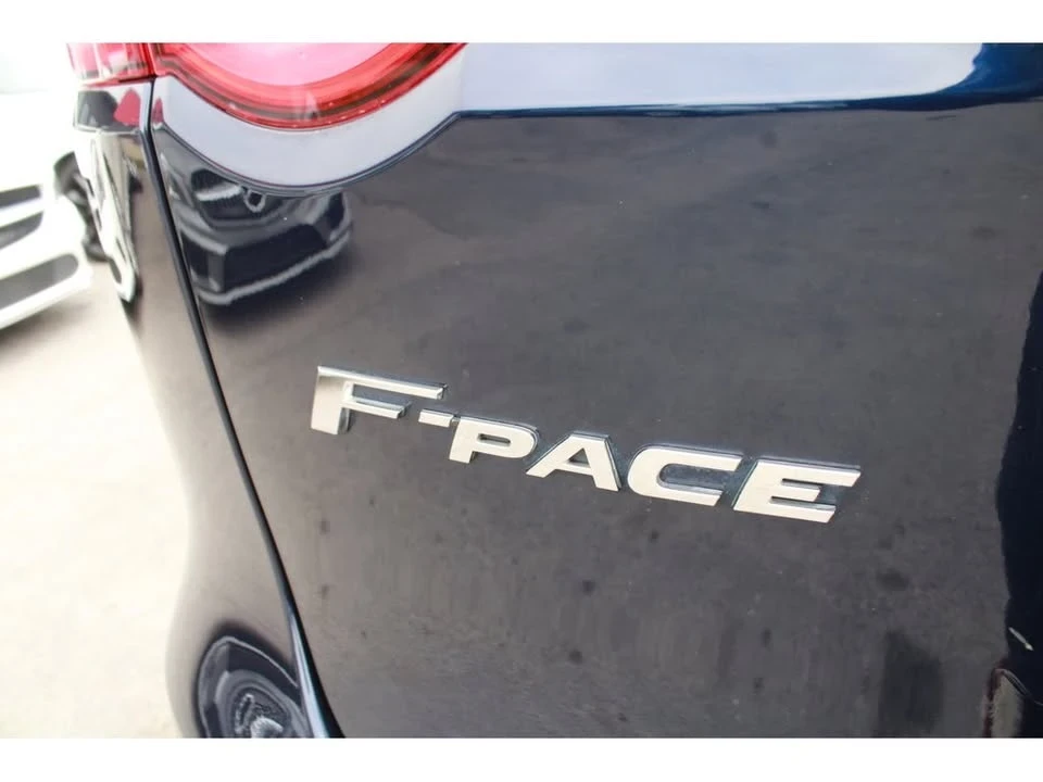 2020 Jaguar F-Pace - Image 18 of 20