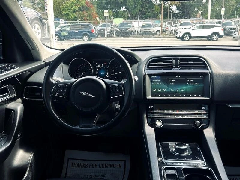 2020 Jaguar F-Pace - Image 17 of 20