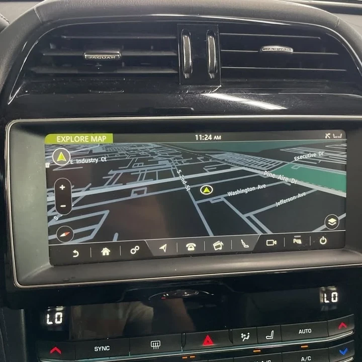 2020 Jaguar F-Pace - Image 14 of 19