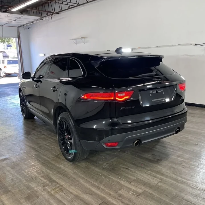 2020 Jaguar F-Pace - Image 7 of 19